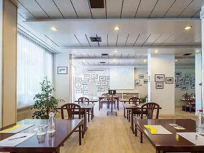 Krim Hotel 3*